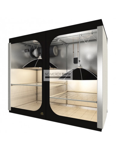 Secret Jardin – Dark Room 240W